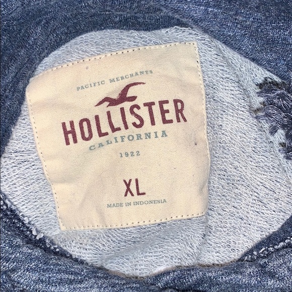NWOT Hollister hooded sweater - Picture 4 of 4